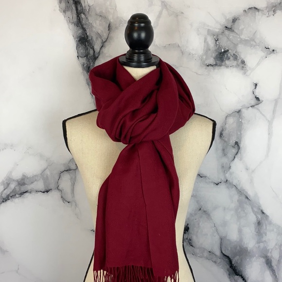 Nordstrom Accessories - NORDSTROM red cashmere tissue weight scarf wrap